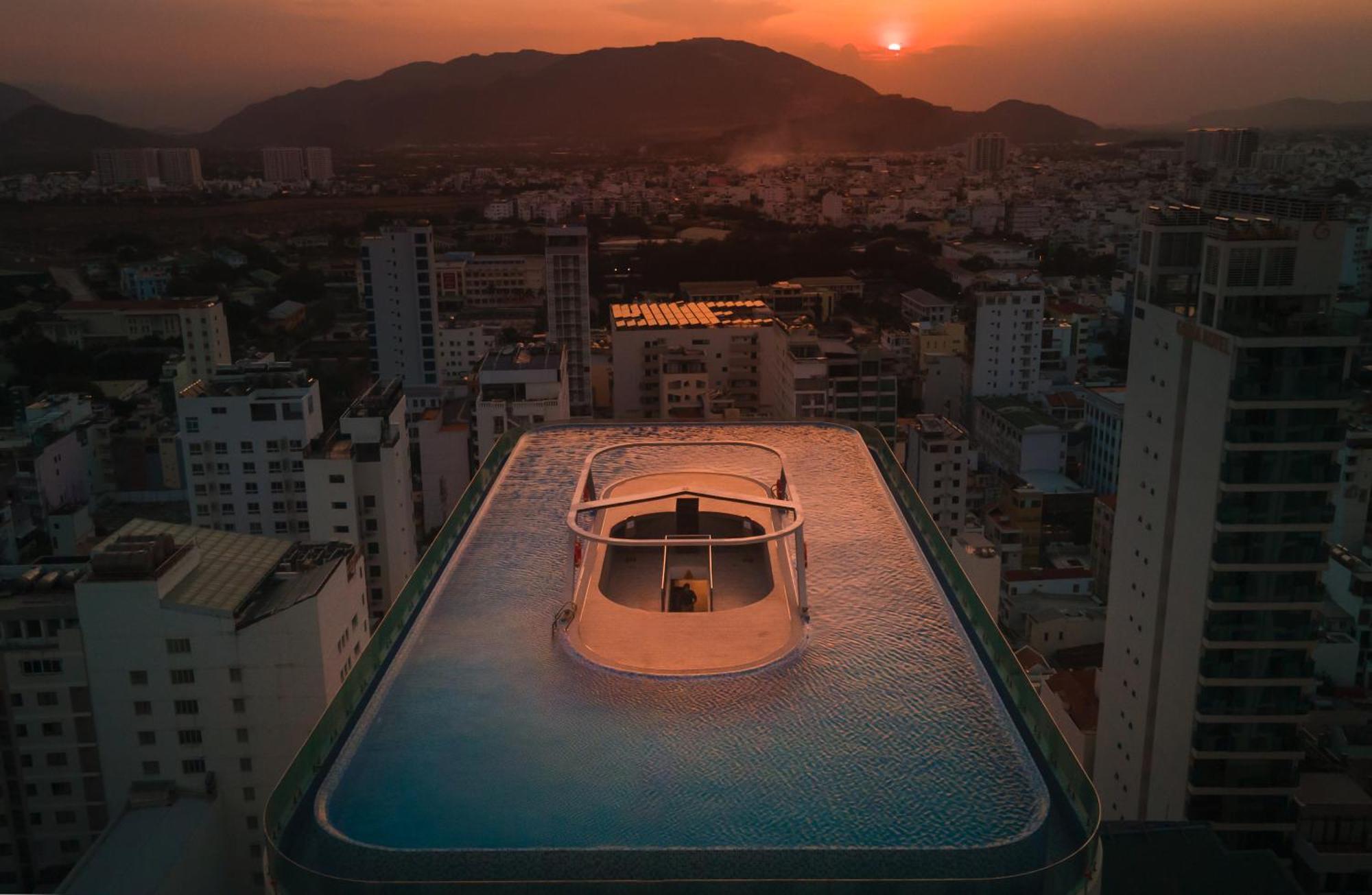 Grand Tourane Nha Trang Hotel Exterior photo